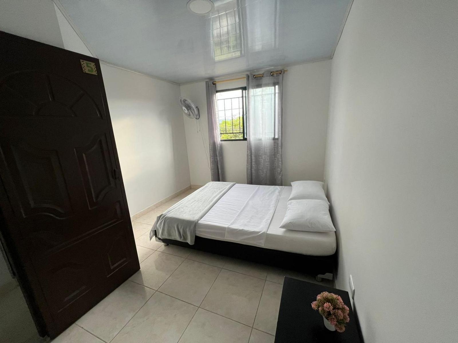 Los Nonos Hostel Guadalupe Habitación foto